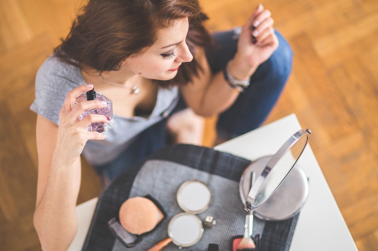 Read more about the article Online naručivanje parfema: prednosti i nedostaci